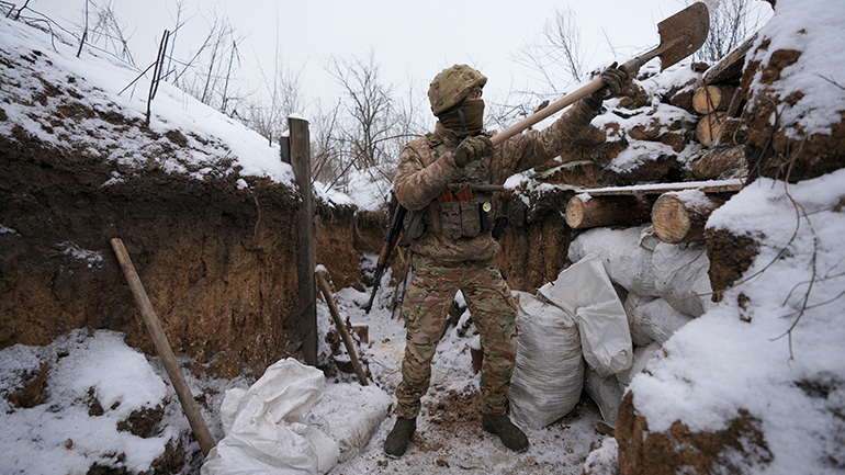 Μια αναζωπύρωση των συγκρούσεων στην Ουκρανία θα μπορούσε να οδηγήσει σε «μαζικό» εκτοπισμό του πληθυσμού